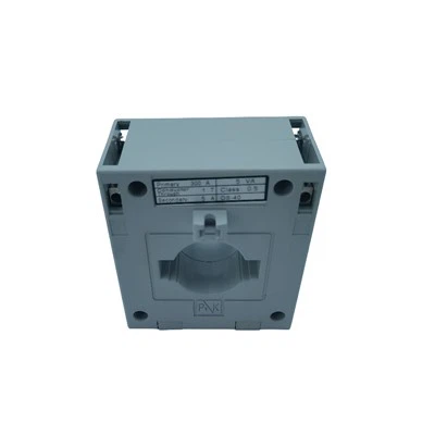 0,5 plastfodralströmstransformator